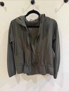 Lululemon Hooded Windbreaker Jacket - Olive Green